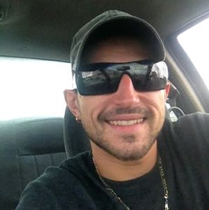 Meet your Posher, Phillip